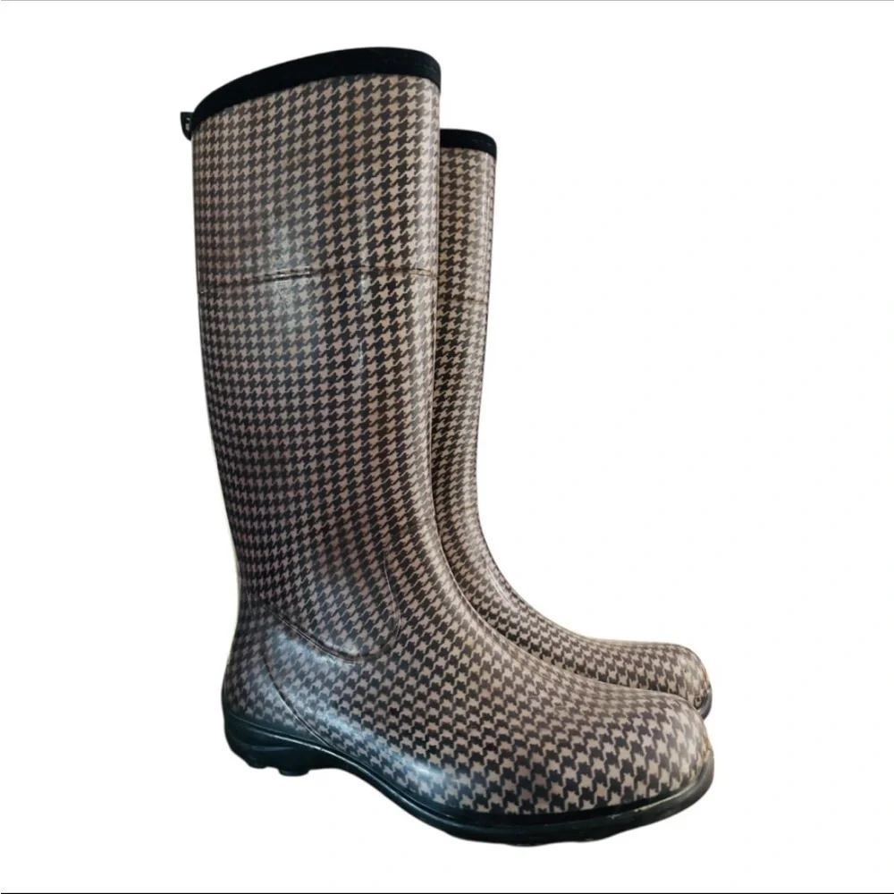 Women’s Ollie Houndstooth Pattern Rain Boots Size 9